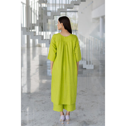Silai Studio Avocado Green Kurta and Pant (Set of 2)