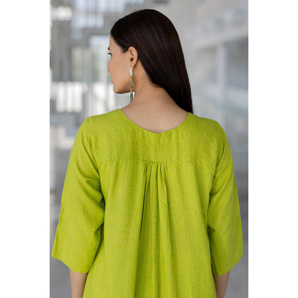 Silai Studio Avocado Green Kurta and Pant (Set of 2)