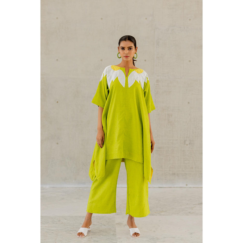 Silai Studio Green Sunflower Applique Co-Ord (Set of 2)