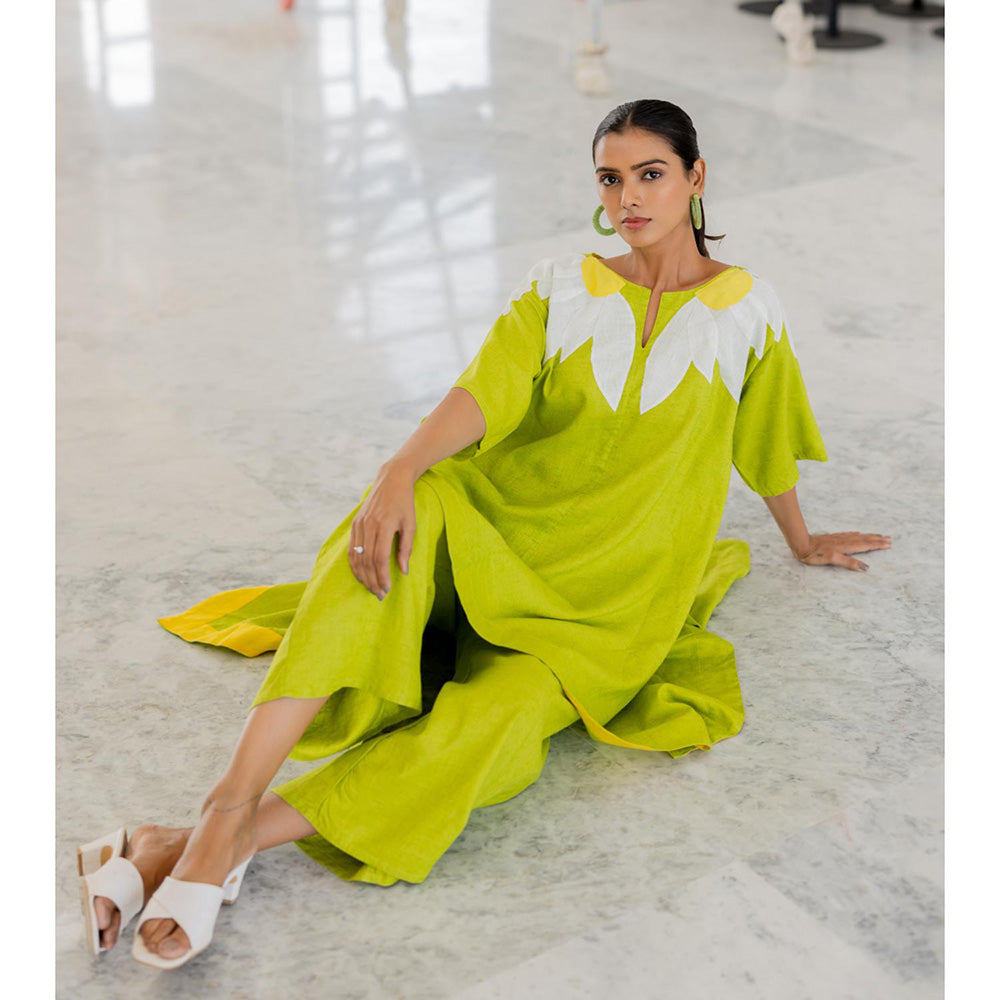 Silai Studio Green Sunflower Applique Kurta