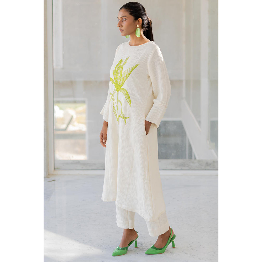 Silai Studio Vanilla Mist Embroidered Kurta and Pant (Set of 2)