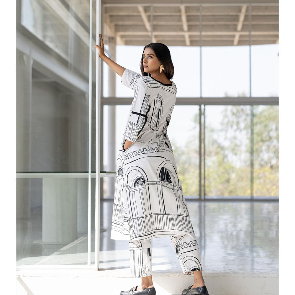 Silai Studio Arches and Avenues Kurta and Pant (Set of 2)