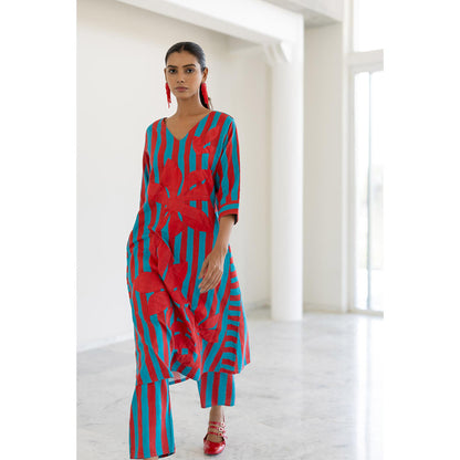 Silai Studio Sky Fire Striped Applique Kurta
