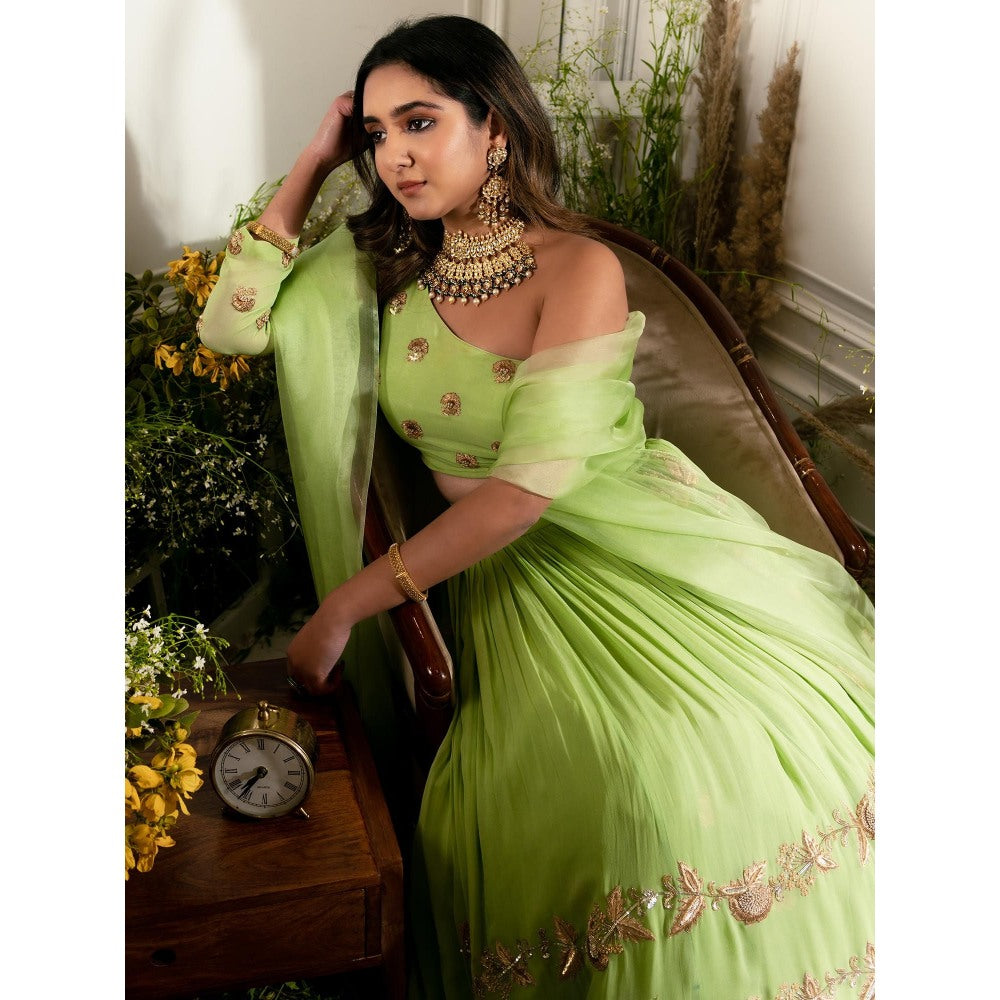 Simmi Guntaj Green Piranda Lehenga with Blouse and Dupatta (Set of 3)