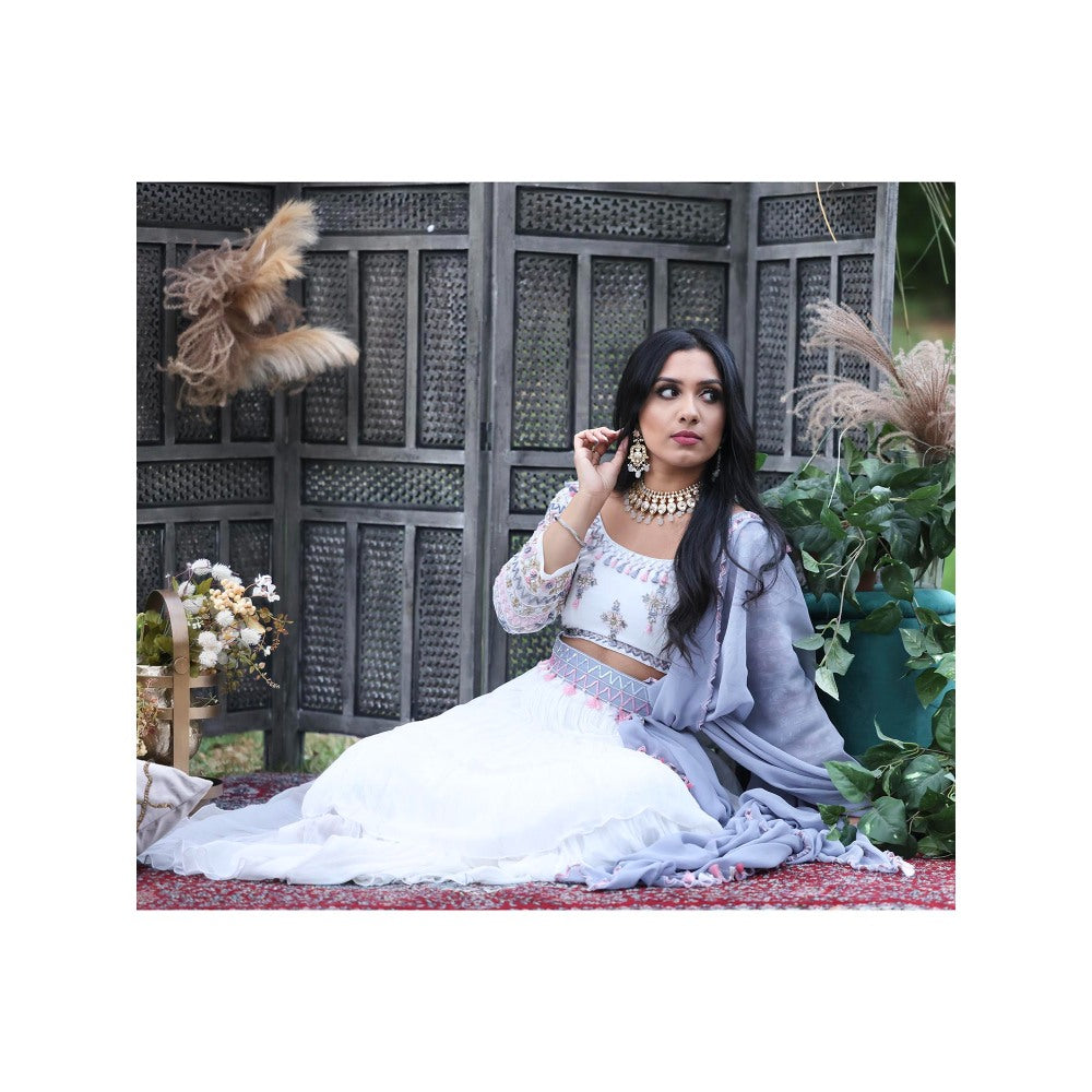 Simmi Guntaj White Zellij Lehenga with Blouse, Dupatta and Belt (Set of 4)