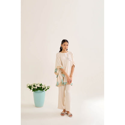 Siyona by Ankurita White Mallika Co-Ord (Set of 2)