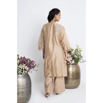Siyona by Ankurita Zarbulbul Embroidered Jacket with Kurta and Pant (Set of 3)