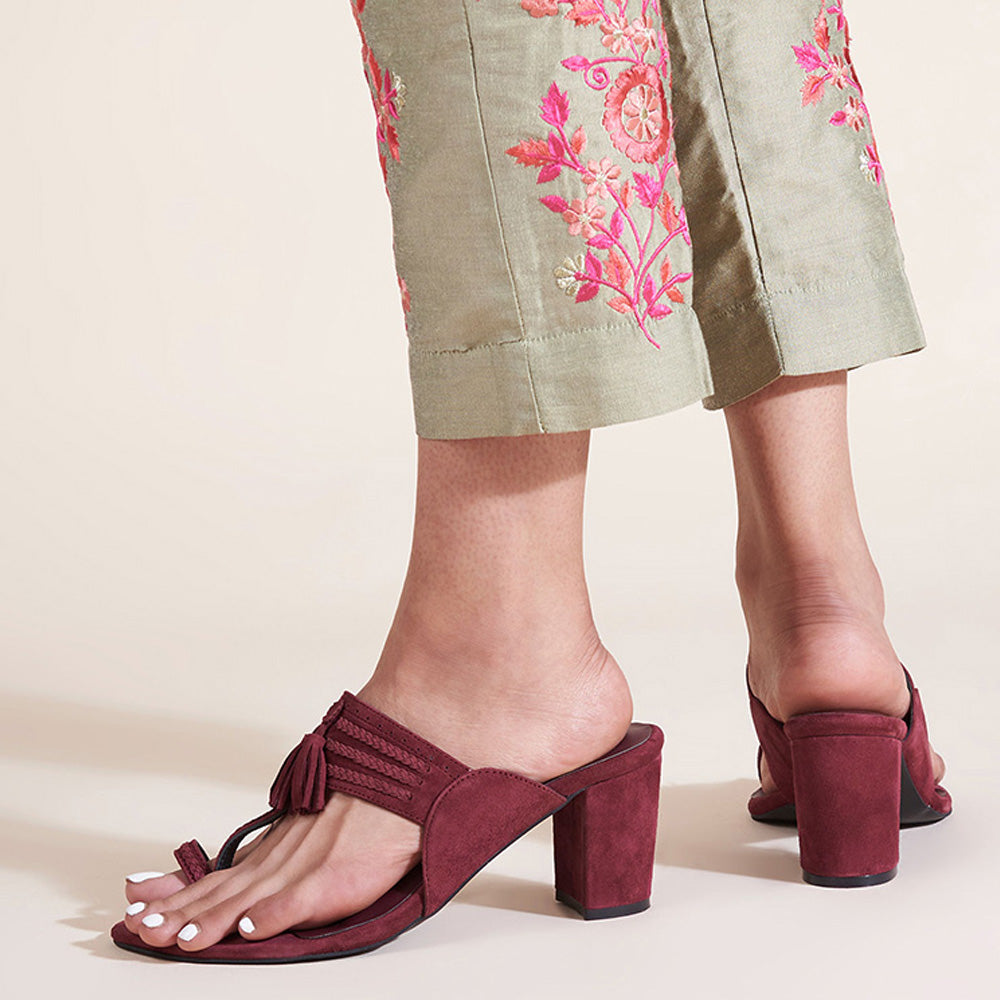 SKO Maroon Block Heel Kolhapuris