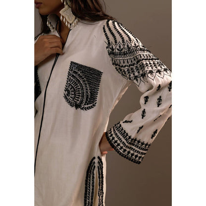 Sonia Khatri White Majestic Silhouette Surti with Palazzo (Set of 2)