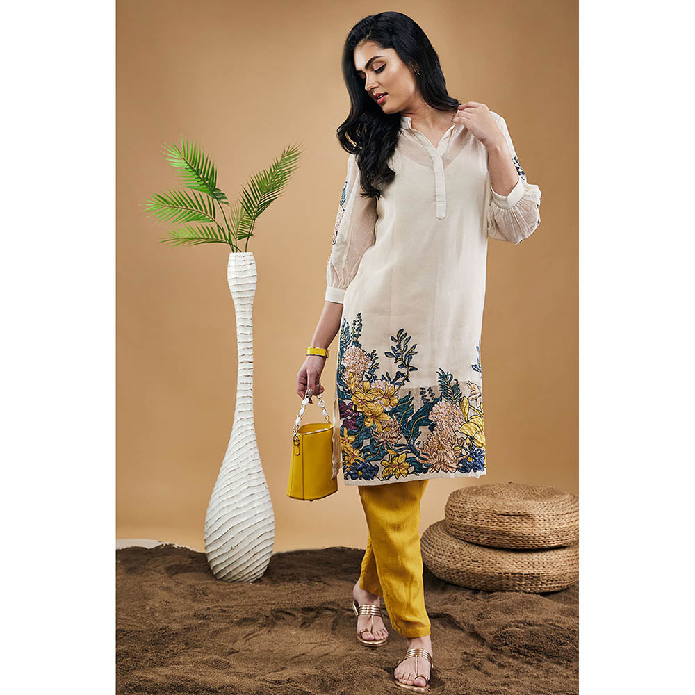 Soup by Sougat Paul Zinnia Applique Kurta with Pants & Slip (Set of 3)