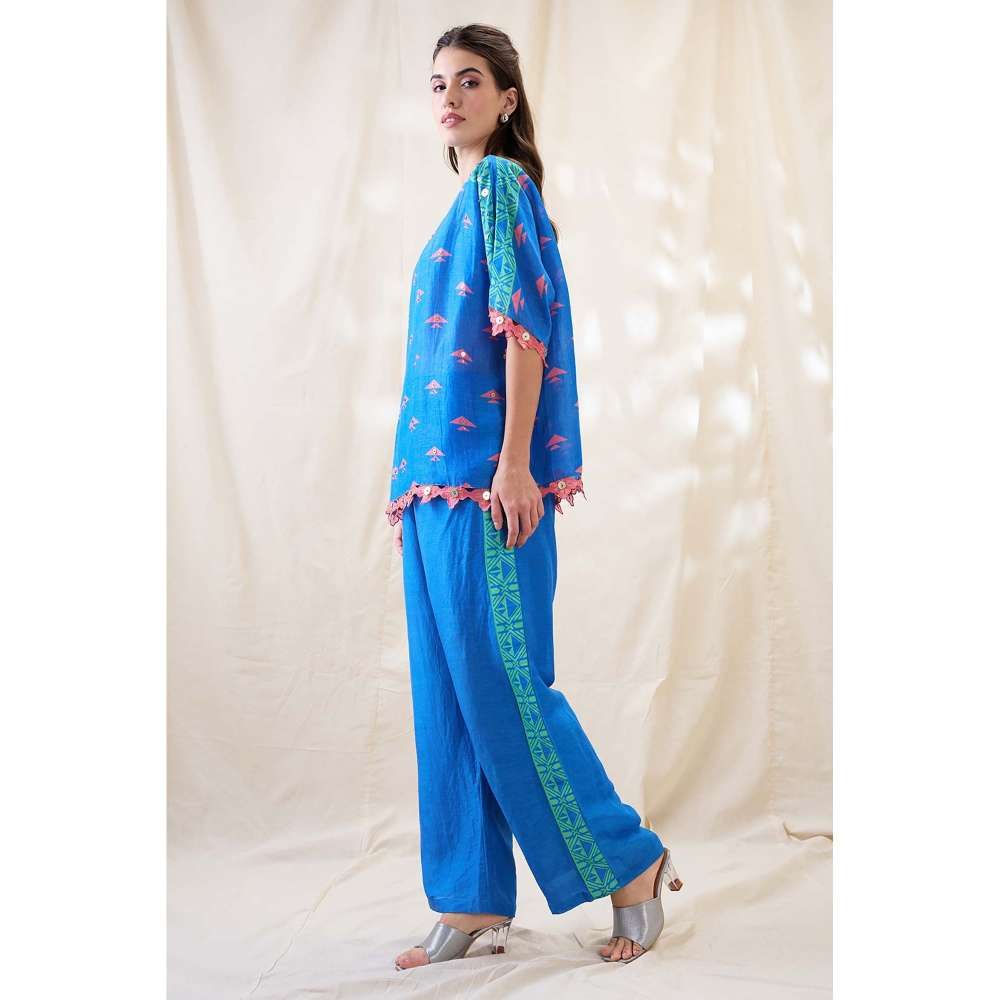 Soup by Sougat Paul Blue Kitchra Appliqued Embellished Co-Ord (Set of 2)