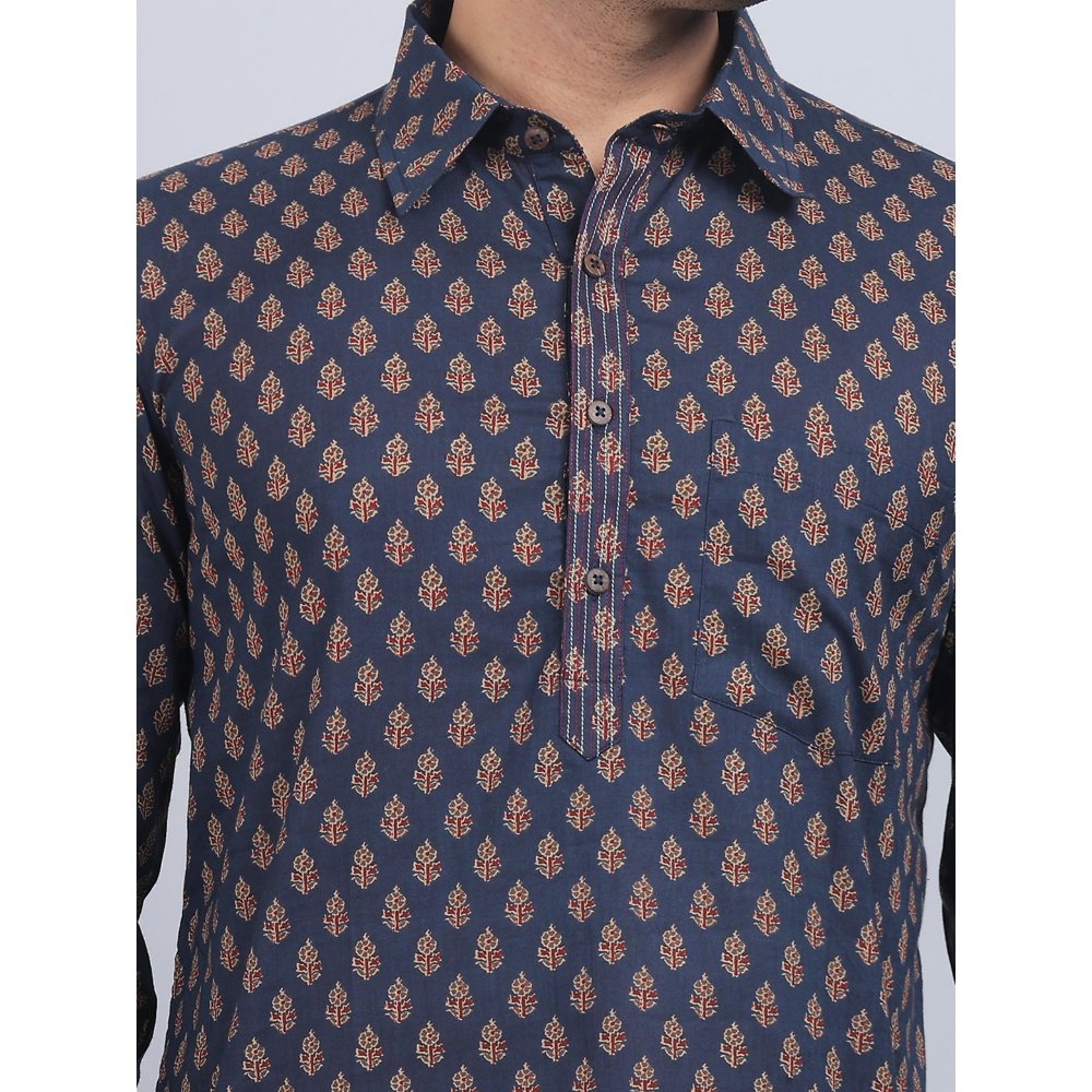 Spring Soul Navy Blue Shirt Collar Kurta In Comfort Fit