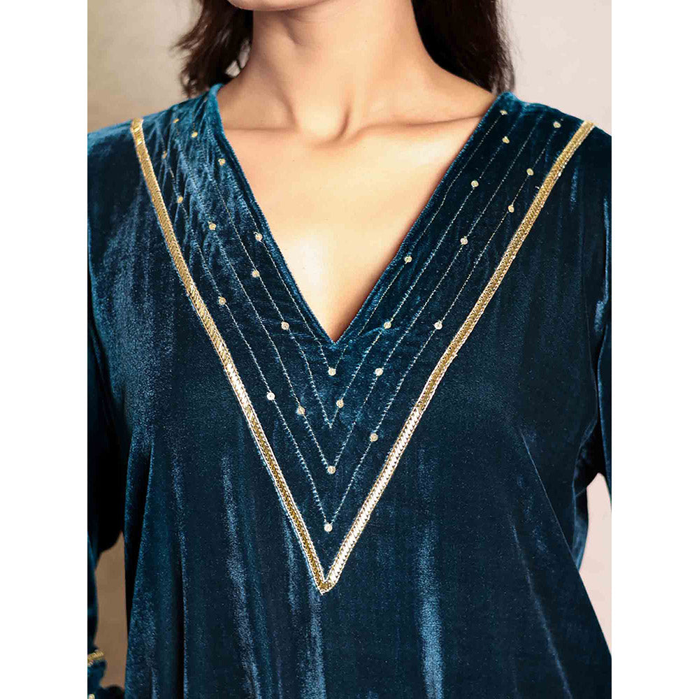 Spring Soul Teal Hand Embroidered Velvet Kurta with Exaggerated Sleeve