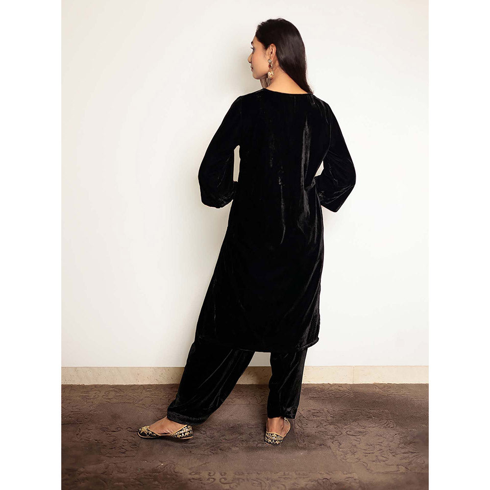 Spring Soul Black Hand Embroidered Velvet Kurta