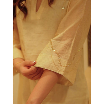 Spring Soul Off White Metallic Chanderi Kurta