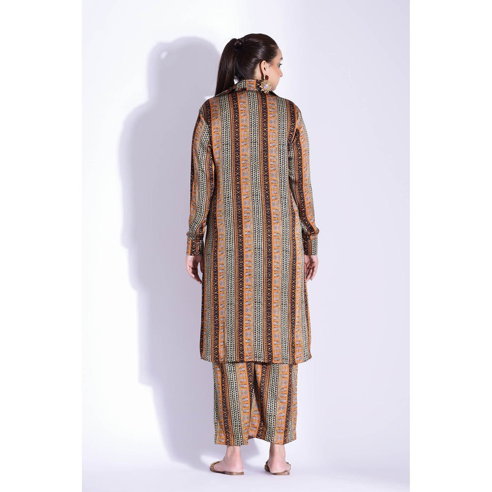 Studio Surbhi Georgette Satin Printed Shirt Style Kurta and Pant (Set of 2)