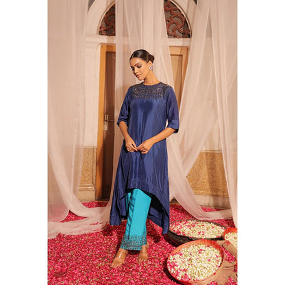 Studio Chiraiya Elegant Blue Silk Kurta with Pant (Set of 2)