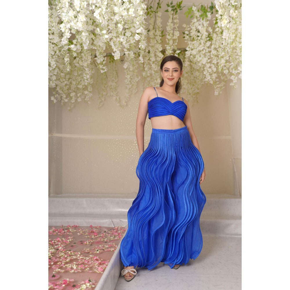 SUBTLE Inanity Petal Co-Ord (Set of 2)