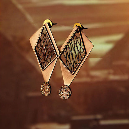 Suhani Pittie Pyramid Corner Earrings
