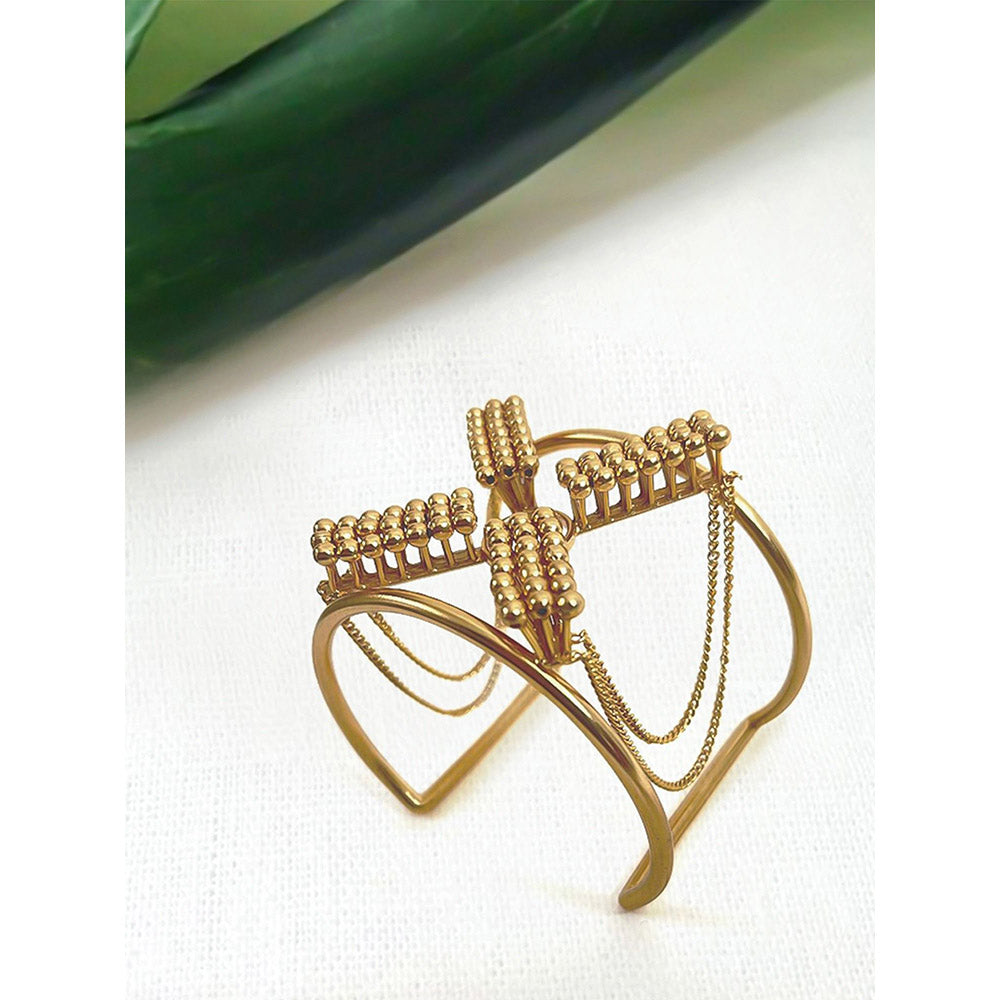 Suhani Pittie Siren's Lock Gold Cuff
