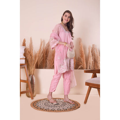 SURABHI ARYA Pink Pearl Harmony Kurta with Pant and Dupatta