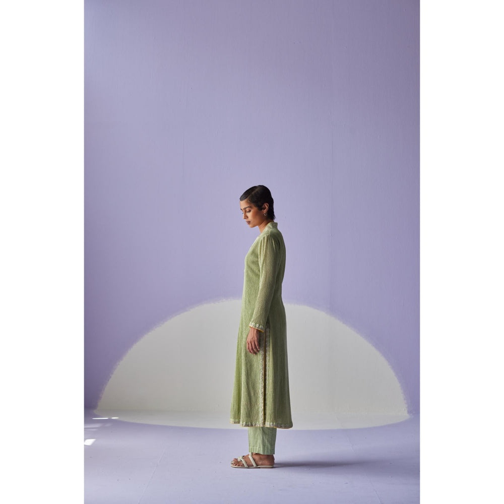 Surbhi Gupta Green Crinkled Kurta and Pant (Set of 2)