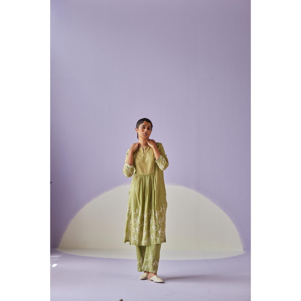 Surbhi Gupta Green Yoke Kurta and Pant (Set of 2)
