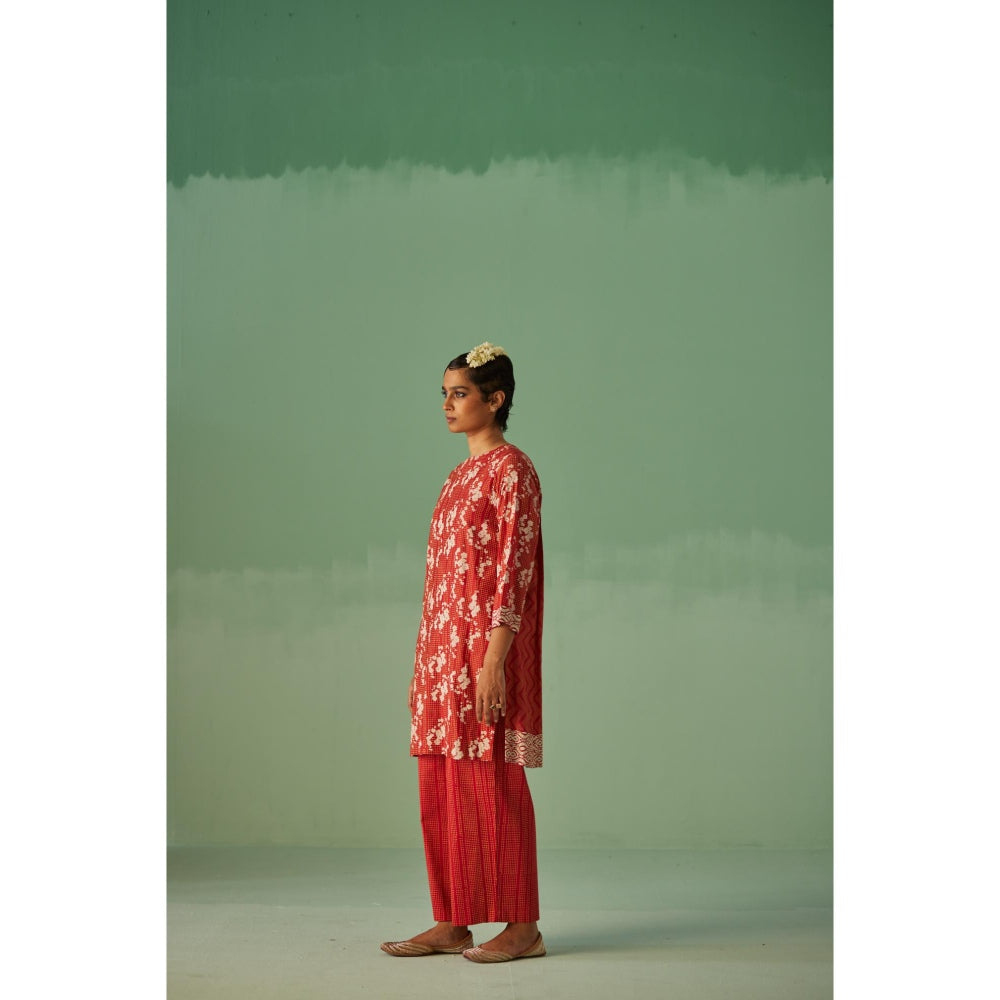 Surbhi Gupta Red Back Pleat Kurta and Pant (Set of 2)