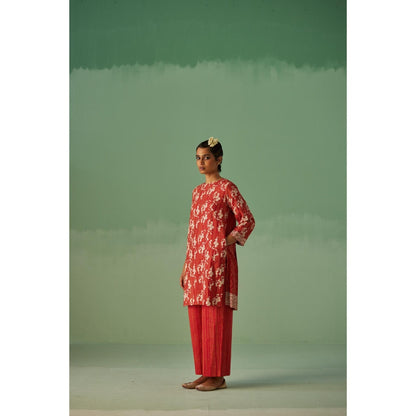 Surbhi Gupta Red Back Pleat Kurta and Pant (Set of 2)