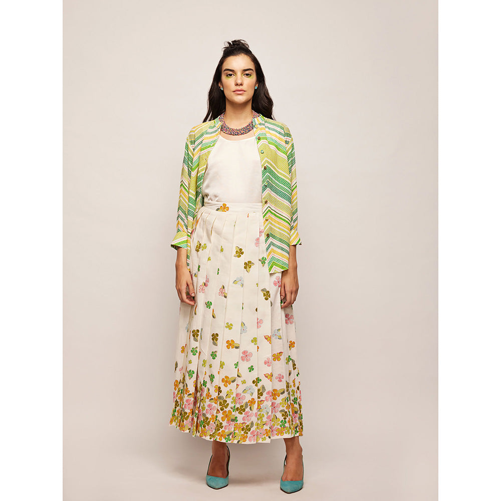 Swati Vijaivargie White Fleur Pleated Skirt