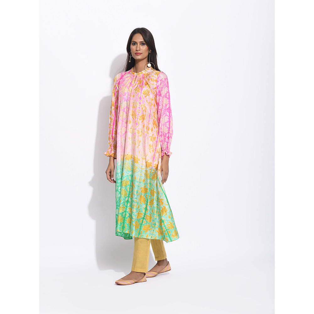 Swati Vijaivargie Pink And Green Shibori Kurta