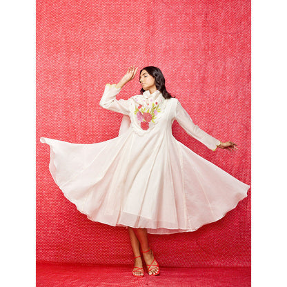 Swati Vijaivargie Rose White Applique Scarf