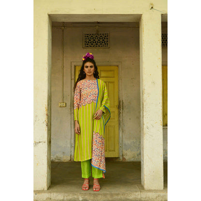 Swati Vijaivargie Champa Kurta and Pant With Dupatta (Set of 3)