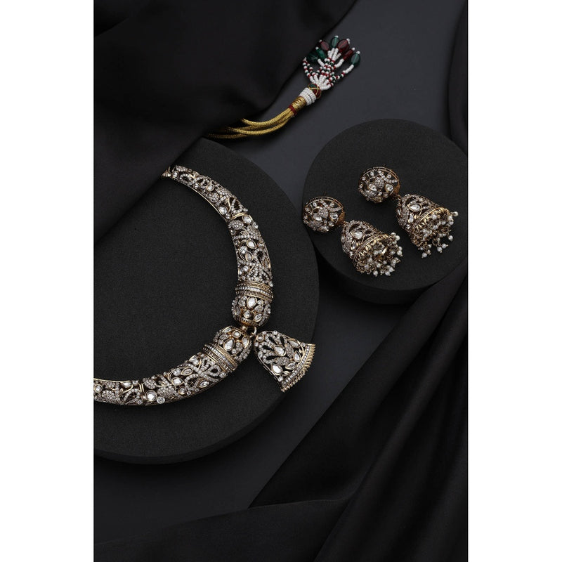 SWABHIMANN Gold Victorian Polki Hasli White Necklace with Earrings