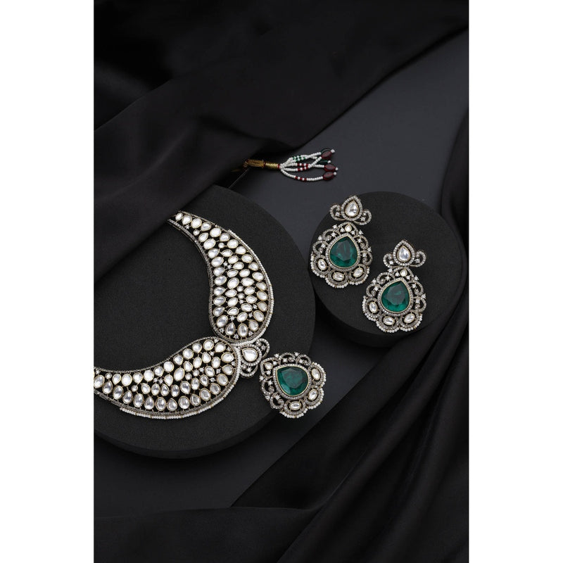 SWABHIMANN Emerald Polki Green Necklace with Earrings