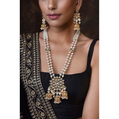 SWABHIMANN Palak White Gold Plated Kundan Long Necklace with Earrings and Maang Tikka