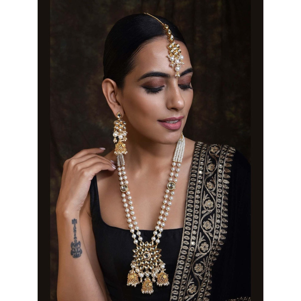 SWABHIMANN Palak White Gold Plated Kundan Long Necklace with Earrings and Maang Tikka