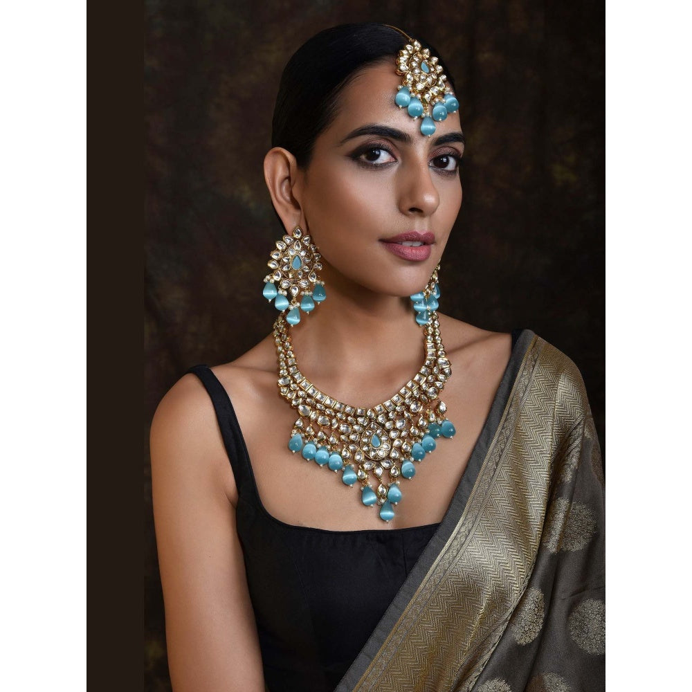 SWABHIMANN Damini Ferozi Gold Plated Kundan Short Necklace with Earrings and Maang Tikka