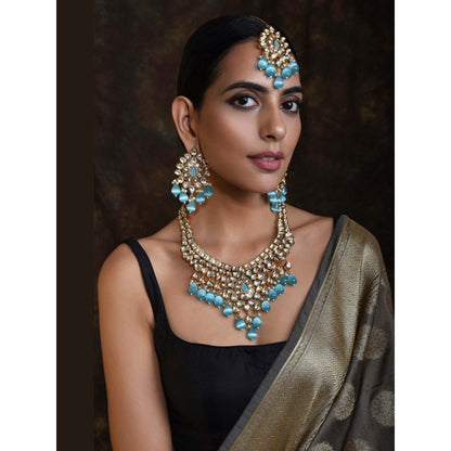 SWABHIMANN Damini Ferozi Gold Plated Kundan Short Necklace with Earrings and Maang Tikka