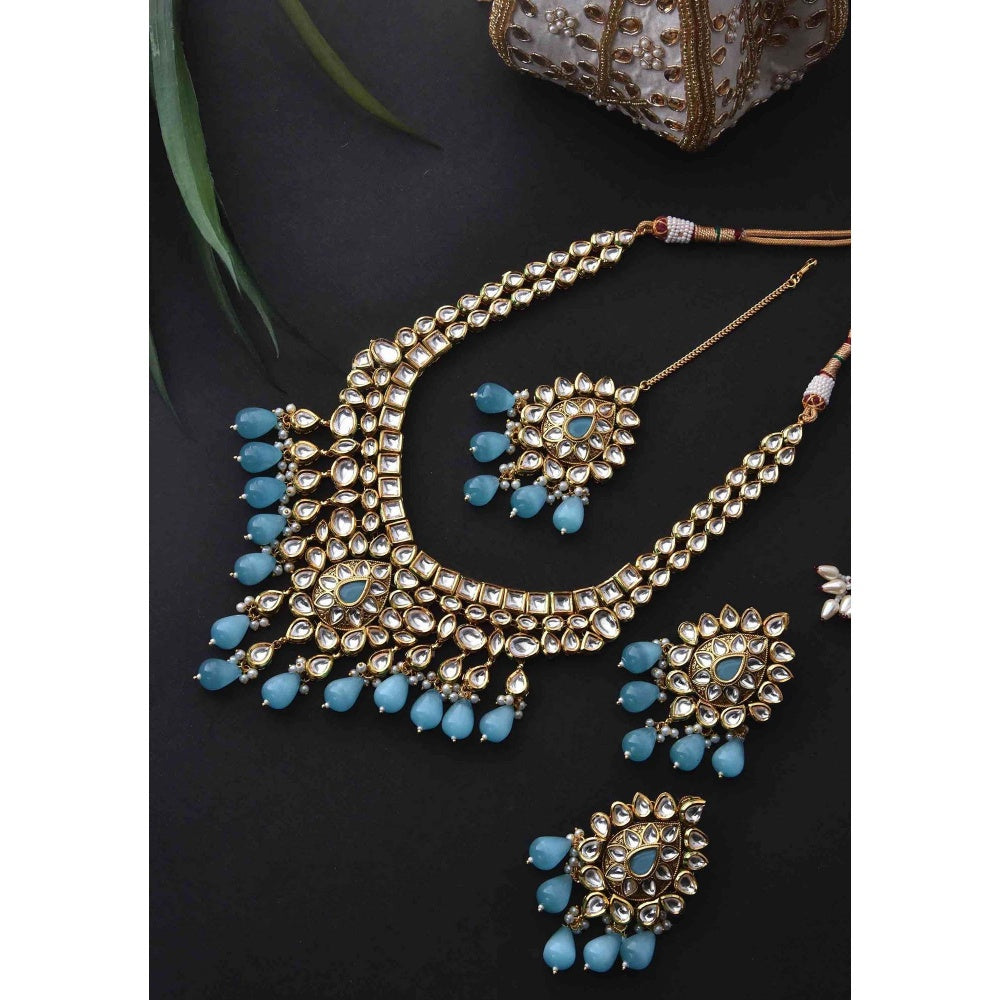 SWABHIMANN Damini Ferozi Gold Plated Kundan Short Necklace with Earrings and Maang Tikka
