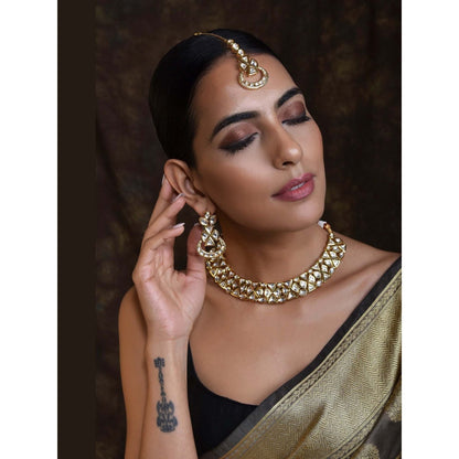 SWABHIMANN Chandara Gold Plated Kundan Short Necklace with Earrings Set
