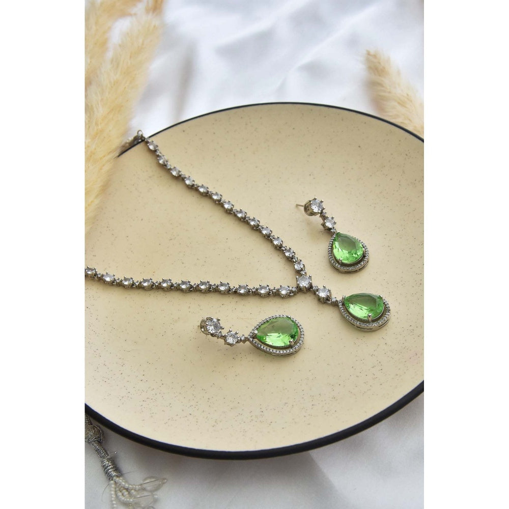 SWABHIMANN Kamaya Emerald Zirconia Necklace with Earrings Set