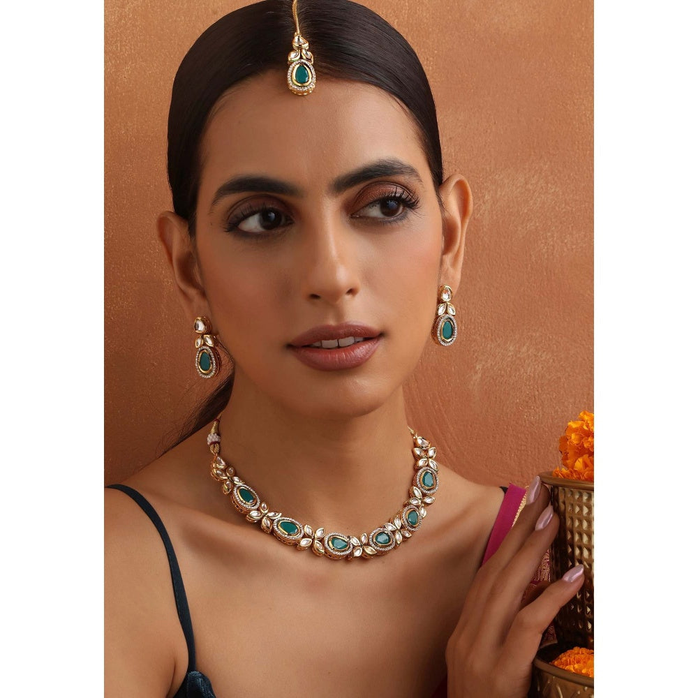 SWABHIMANN Sakshi Green Kundan Necklace Set with Maang Tikka
