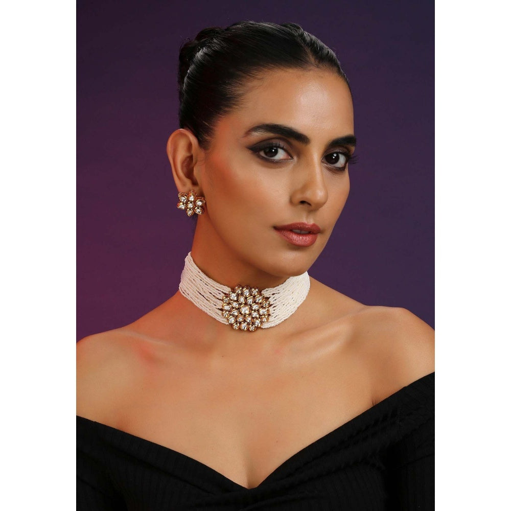 SWABHIMANN Kaysha White Kundan and Pearl Choker Set