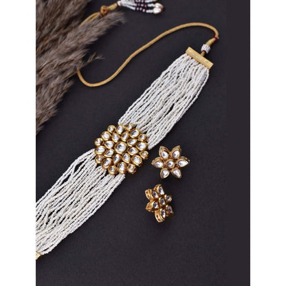 SWABHIMANN Kaysha White Kundan and Pearl Choker Set