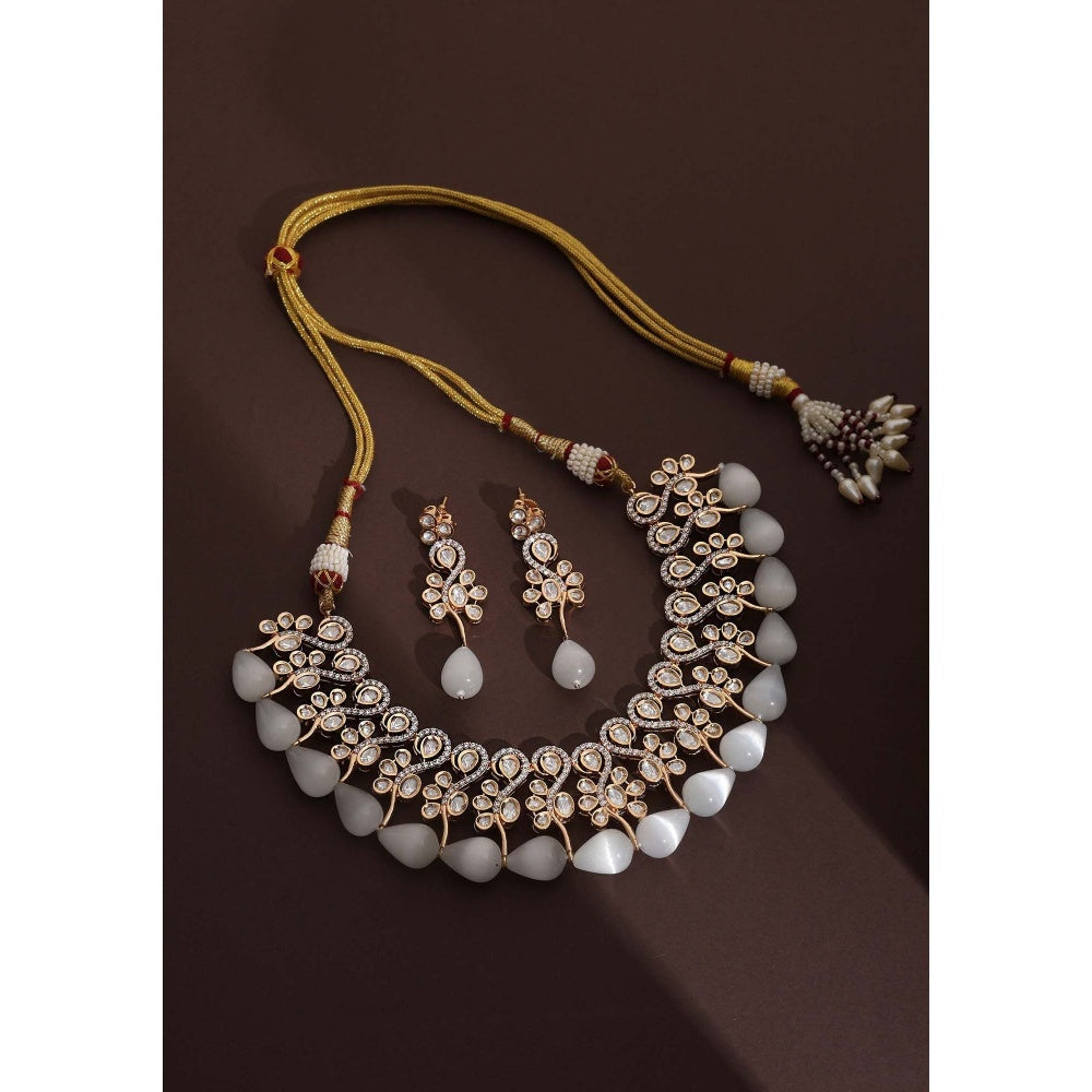 SWABHIMANN Zarna White Polki Necklace Set