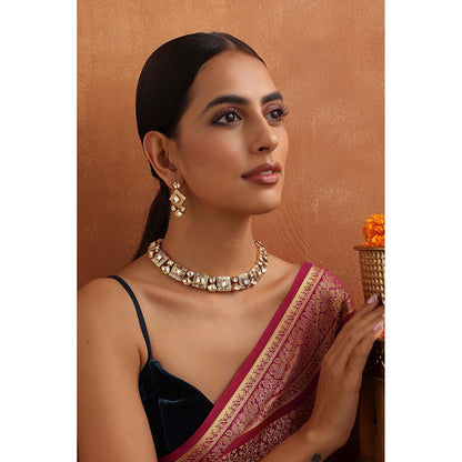 SWABHIMANN Donna White Kundan Necklace Set
