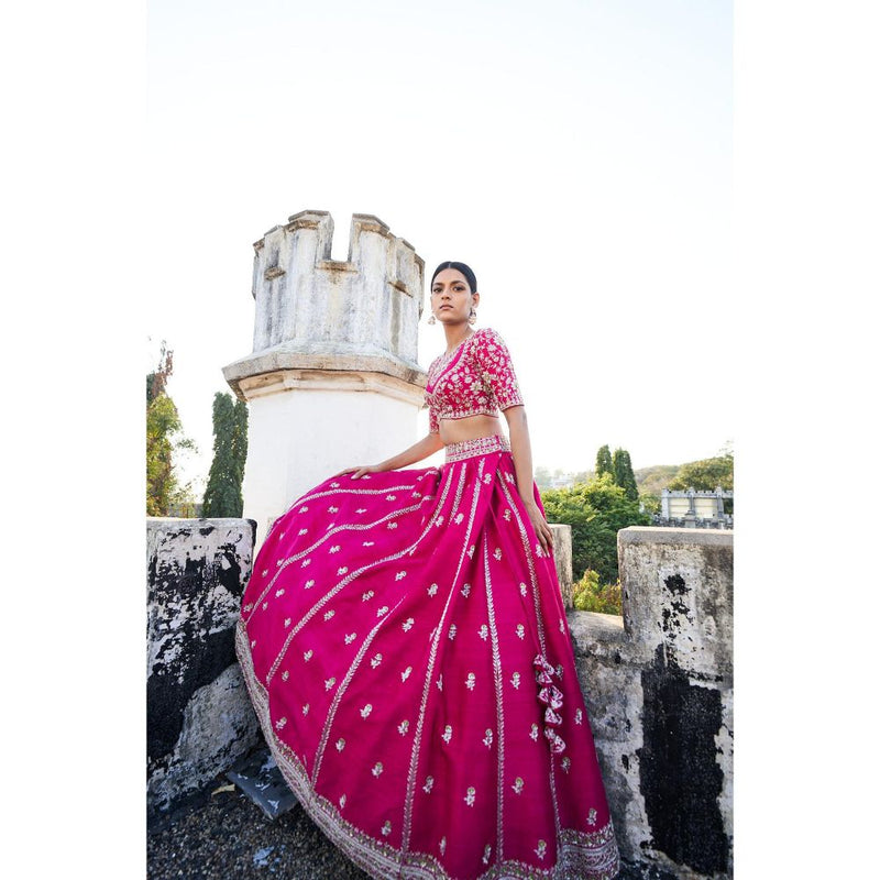 SWATHI VELDANDI Pink Organza Lehenga Choli and Dupatta With Cutdana Embroidery (Set of 3)