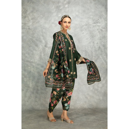 Tanu Malhotra Green Mirror Embroidered Kurta with Salwar and Dupatta (Set of 3)