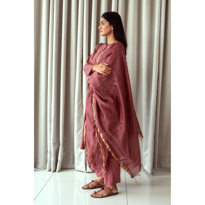 Taro India Rouge Pink & Gold Anarkali Kurta (Set of 3)